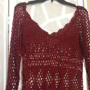 Top. Solid V-Neck Hollow Out Sweater / Top.